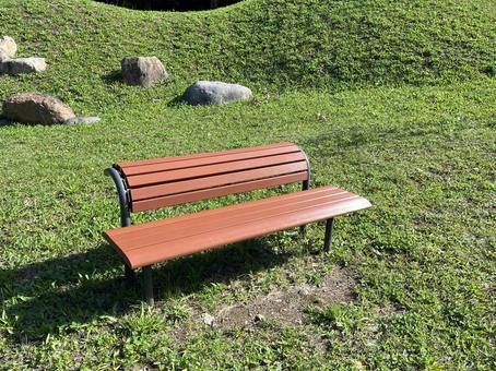 公園のベンチ　 ベンチ,草,公園の写真素材