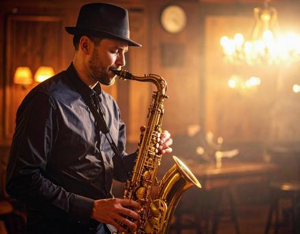 バリトンサックス　金管　楽器　音　ジャズの写真