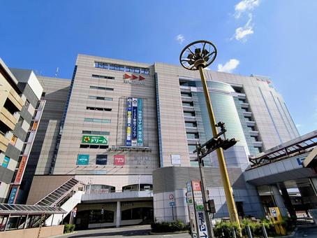 ことでん、瓦町駅 ことでん,瓦町駅,駅ビルの写真素材