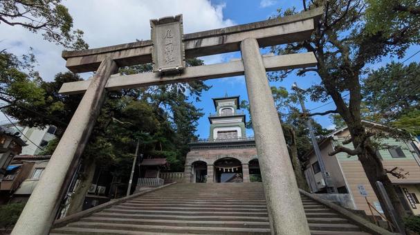 金沢の尾山神社の鳥居 金沢の尾山神社の鳥居の写真
