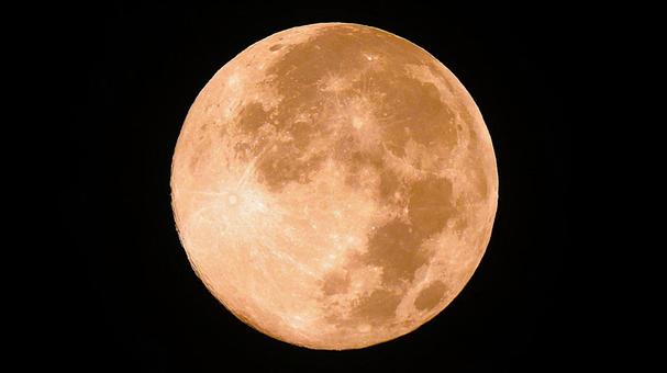 スーパームーン（最も大きく見える満月） 月,moon,満月の写真素材