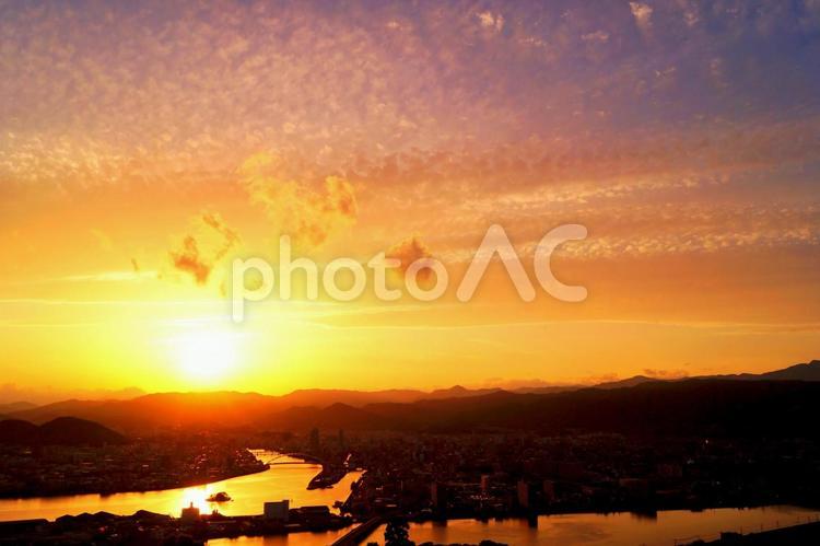 五台山の展望台からの夕日 夕日,夕陽,夕焼けの写真素材