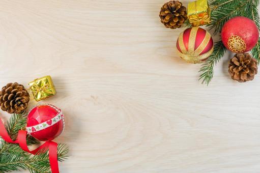 木目背景のクリスマスデコレーション 木目背景のクリスマスデコレーション クリスマス,オーナメント,コピースペースの写真素材