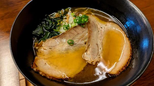 濃厚醤油ラーメン 濃厚醤油ラーメンの写真