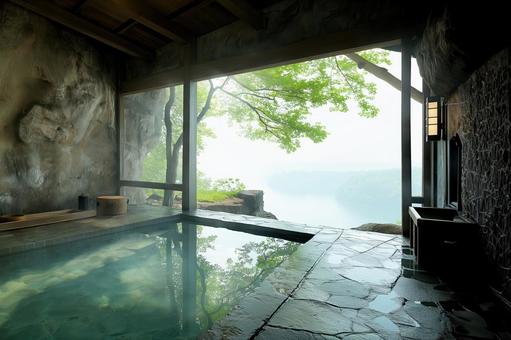 山の温泉、洞窟のような露天風呂 山の温泉、洞窟のような露天風呂の写真