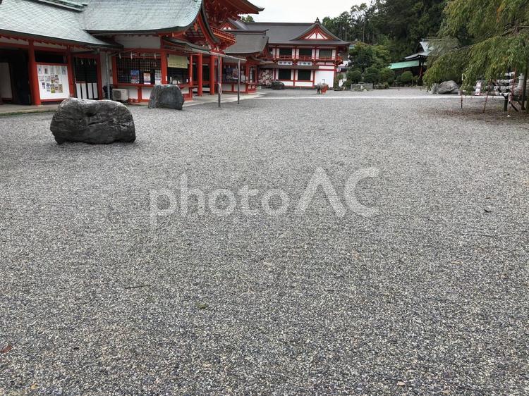 近江神宮　境内の砂利 近江神宮,境内,砂利の写真素材