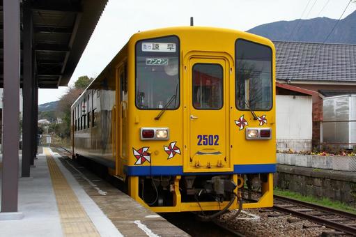 島原鉄道、キハ2500形、2502号 島原鉄道、キハ2500形、2502号の写真
