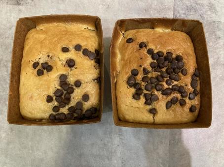 チョコチップパウンドケーキ 焼き菓子,スイーツ,ケーキの写真素材