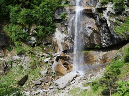 五色の滝 滝,鳳凰三山,ドンドコ沢の写真素材