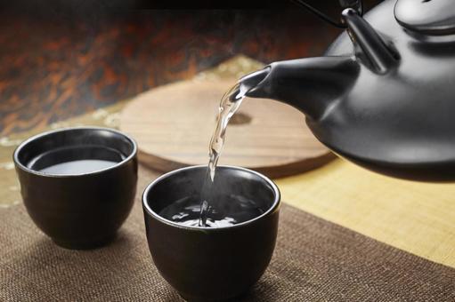 黒じょか 焼酎 黒じょか 焼酎 焼酎,黒じょか,注ぐの写真素材