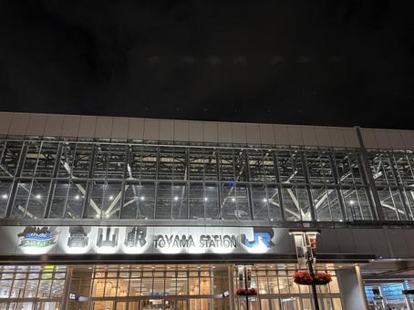 富山駅 夜景 富山駅 夜景 富山駅,jr,夜景の写真素材