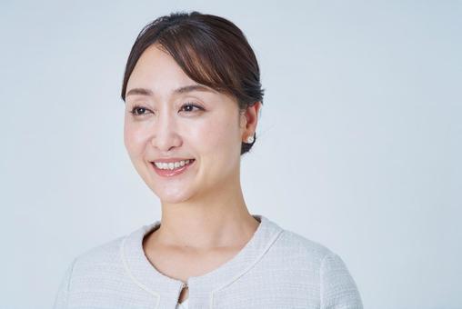 ビジネスウーマンのポートレート ビジネスウーマンのポートレート 女性,ミドル,中年の写真素材
