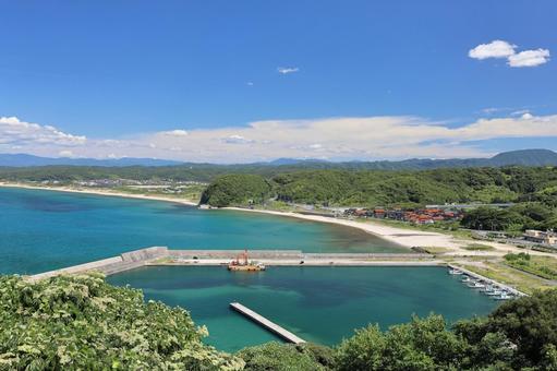 魚見台から望む夏の日本海 1 魚見台から望む夏の日本海 1 海,晴れ,風景の写真素材
