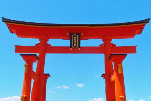 The Great Torii Gate of Miyajima, one of Japan's Three Most Scenic Spots, after renovation, JPG