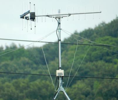【風景写真】テレビ受信アンテナ アンテナ,uhfアンテナ,テレビの写真素材