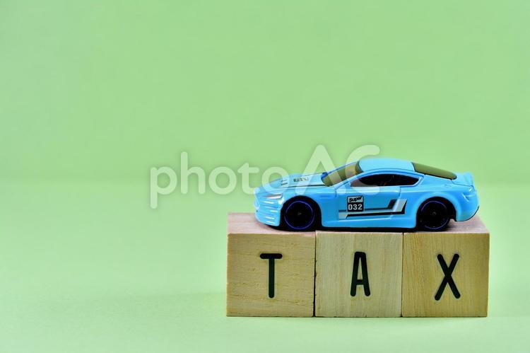 車にかかる税金のイメージ 自動車税,消費税,ガソリン税の写真素材