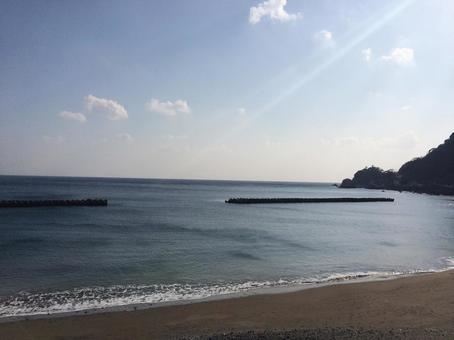 海と空と陽射しの写真