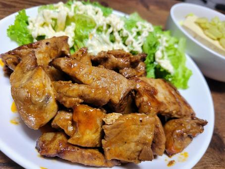 大盛りトンテキ 大盛りトンテキ トンテキ,豚肉,にくの写真素材