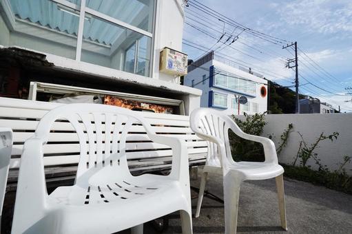 神奈川 真名瀬バス停6 真名瀬バス停,海の見えるバス停,ビーチチェアの写真素材