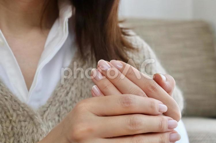 女性の手　ハンドケアイメージ ハンドケア,手,女性の写真素材