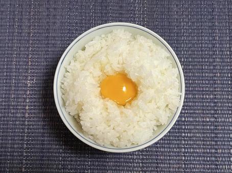お食事 お食事 食事,生たまご,玉子の写真素材