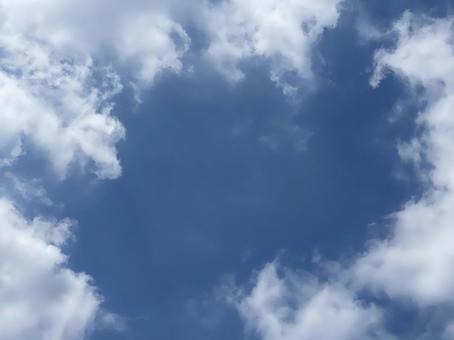 6月の西新宿の雲のフレーム 2025 6月の西新宿の雲のフレーム 2025の写真