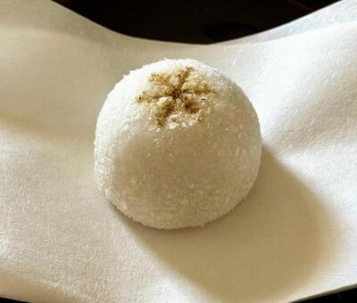 和菓子「雪まんじゅう」 お菓子,美味しい,おやつの写真素材