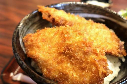 タレカツ丼 ご当地グルメ新潟県 タレカツ タレカツ丼 ご当地グルメ新潟県 タレカツの写真
