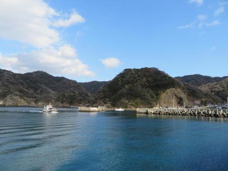 伊豆半島の妻良港(妻良港公園)の風景 伊豆半島の妻良港(妻良港公園)の風景の写真