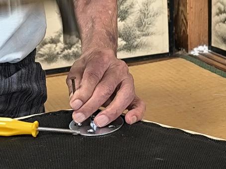 金槌打ち 金槌,釘土,ドライバーの写真素材