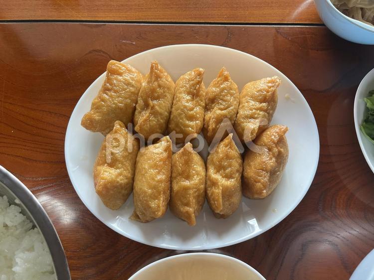お稲荷さん お稲荷さん,美味しい,ご飯の写真素材