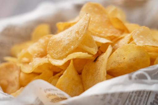 美味しそうなポテトチップの写真