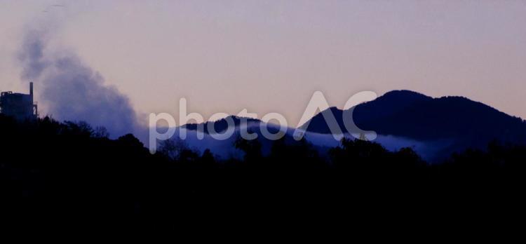 沸き立つ雲の余韻　朝に感ず 朝,山,雲海の写真素材