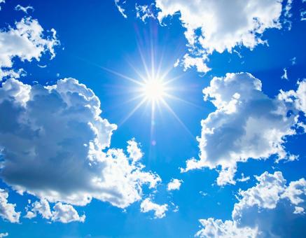 夏の青空 夏の青空の写真