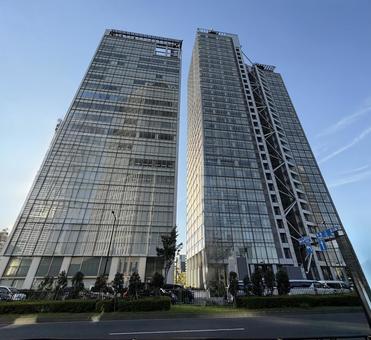 高層ビル 高層ビル 中野坂上サンブライトツイン・ア,中野坂上,駅ビルの写真素材