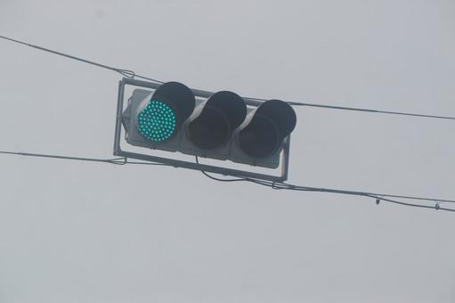 Photo, wire hanging traffic lights, strange signal, green light, 