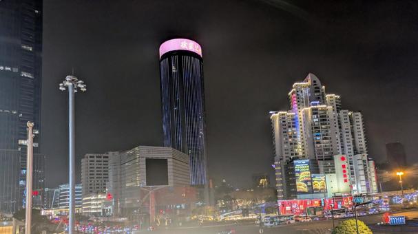 夜の摩天楼 夜の摩天楼の写真