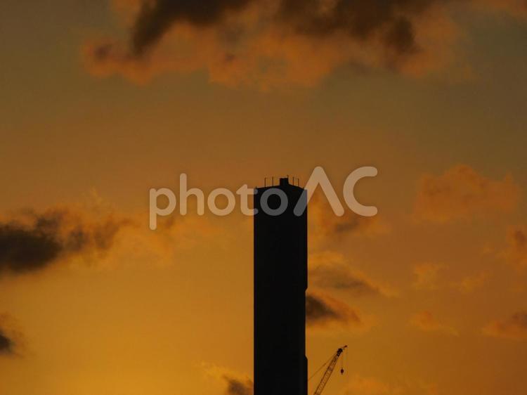 夕暮れの塔 夕暮れ,塔,夕陽の写真素材