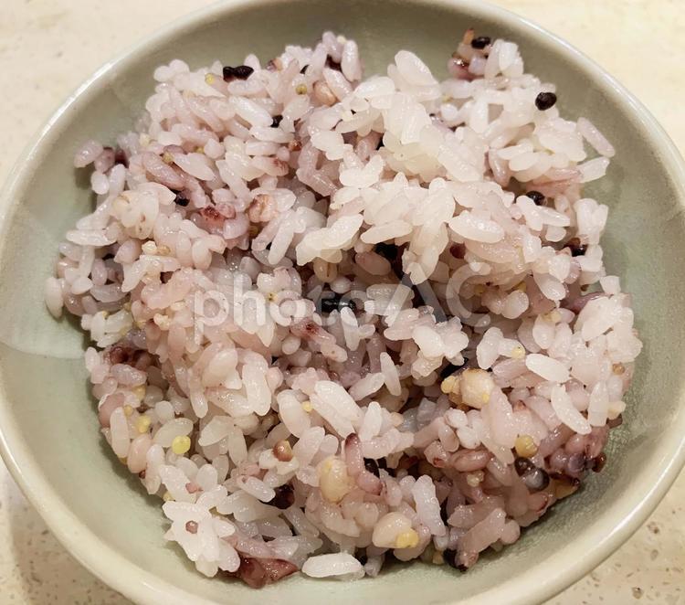 雑穀米　ご飯　米　食べ物　スーパーフード　 雑穀米,ご飯,米の写真素材