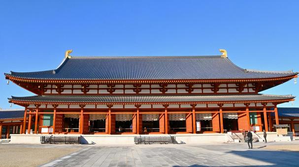 秋の青空に映える　薬師寺大講堂 薬師寺,大講堂,南都七大寺の写真素材