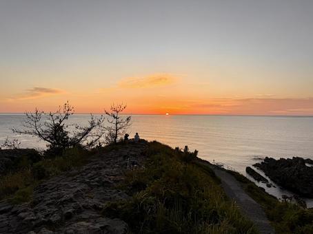 The Sea of Japan and cliffs seen from Tojinbo in Fukui Prefecture in the evening, JPG