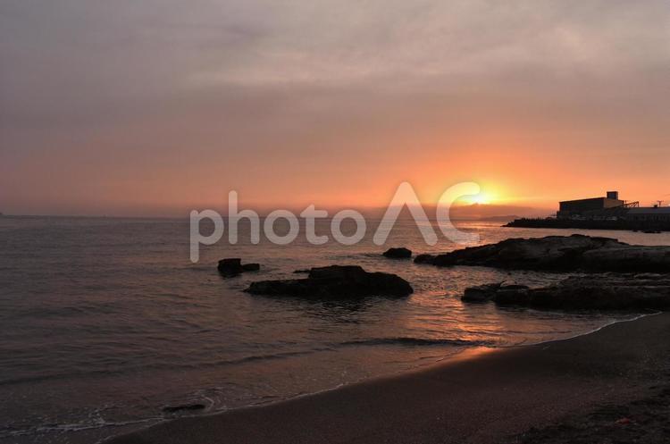 海辺と夕日 夕日,日暮れ,暁の写真素材