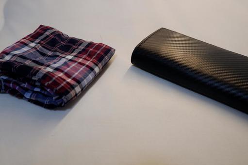 Purse and handkerchief, JPG Purse and handkerchief, JPG