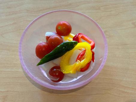 野菜のピクルス ピクルス,トマト,大根の写真素材