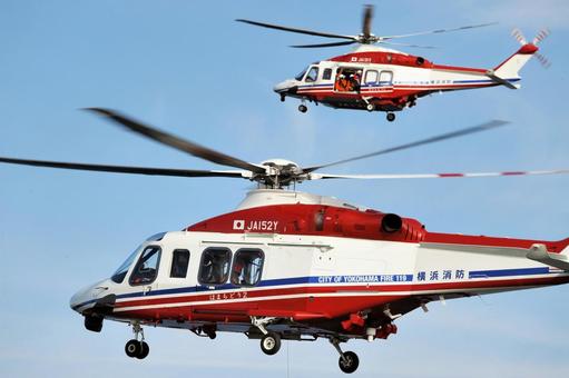 横浜市消防局消防航空隊 横浜市消防局消防航空隊 agustawestland,awー139,横浜市消防局消防航空隊の写真素材