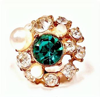 宝石 宝石,アクセサリー,エメラルドの写真素材