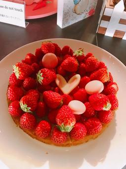 いちごタルト いちごタルト スイーツ,おやつ,甘いの写真素材