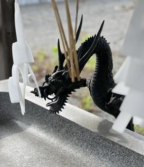 手水舎の龍:清めの水 手水舎の龍:清めの水 ドラゴン,風景,参拝の写真素材