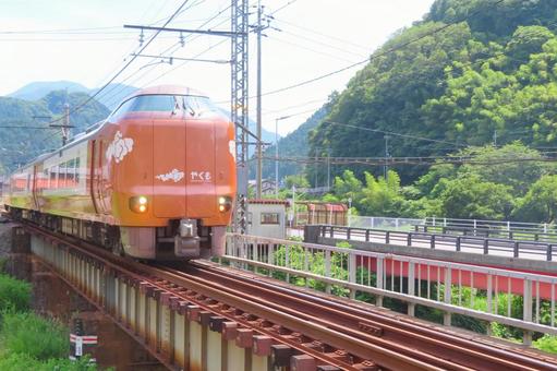 特急やくも 特急やくも 特急やくも,列車,電車の写真素材