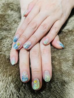 ラメグラ夏ネイル ラメグラ夏ネイル ジェルネイル,ネイルサロン,セルフネイルの写真素材
